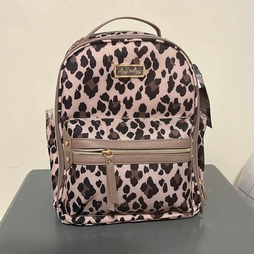 Itzy Ritzy Mini